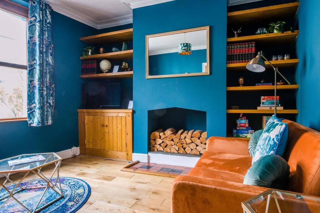 Вилла Gorgeous Victorian House Sleeps 6 In Кардифф Экстерьер фото