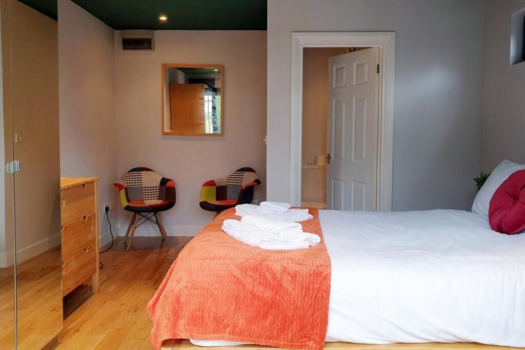 Вилла Gorgeous Victorian House Sleeps 6 In Кардифф Экстерьер фото