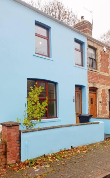 Вилла Gorgeous Victorian House Sleeps 6 In Кардифф Экстерьер фото