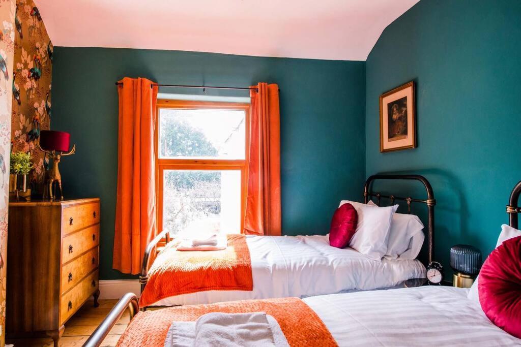 Вилла Gorgeous Victorian House Sleeps 6 In Кардифф Экстерьер фото